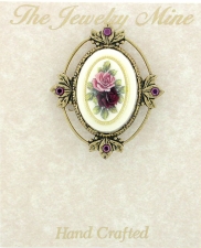 vintage look Victorian style fashion porcelain brooch