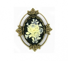 Vintage Victorian Style Cameo Costume Brooch