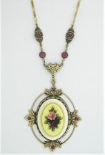 1928 Victorian Style Necklace